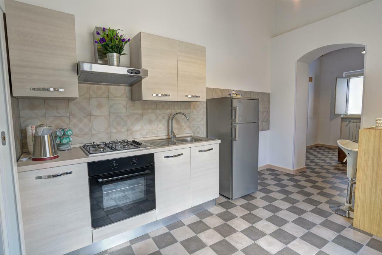 B&B Vico Manenti Modica Bagian luar foto