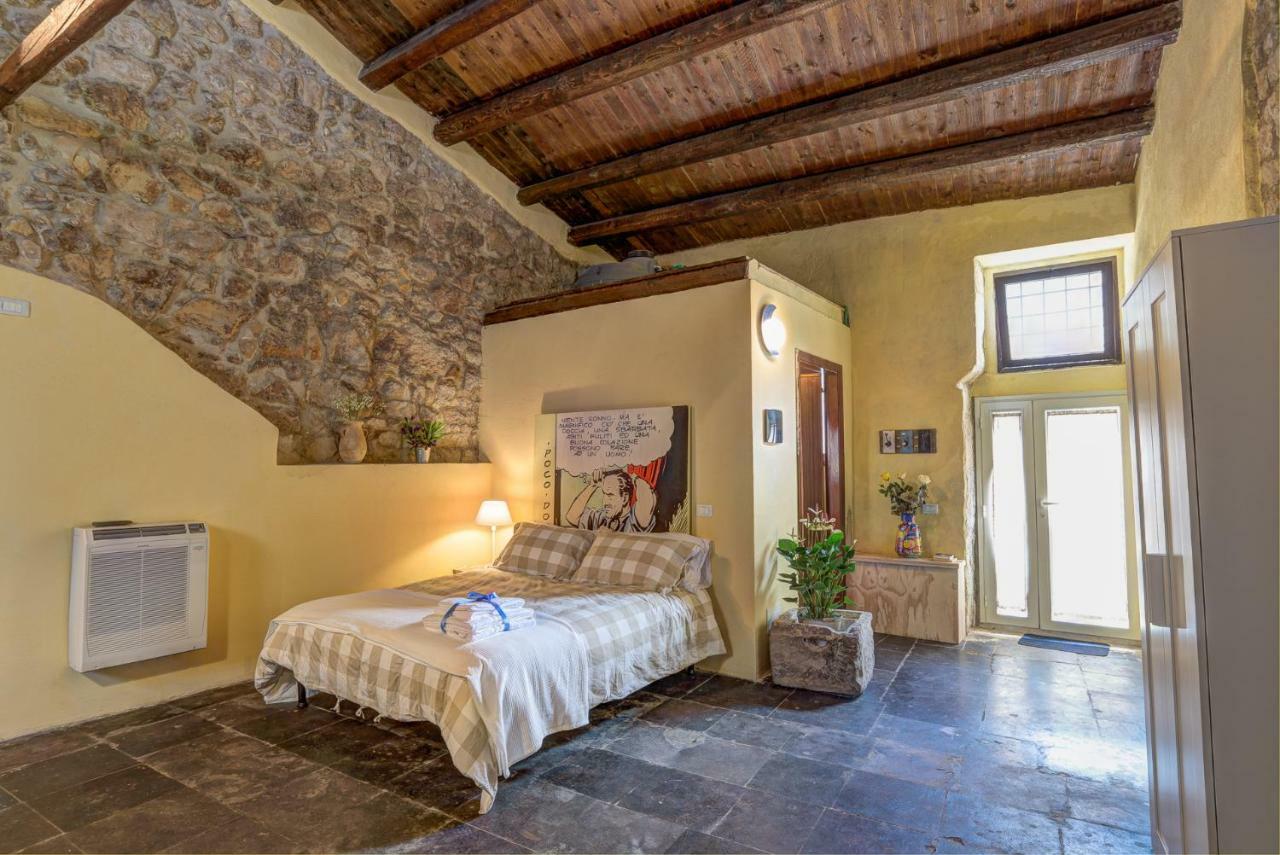 B&B Vico Manenti Modica Bagian luar foto