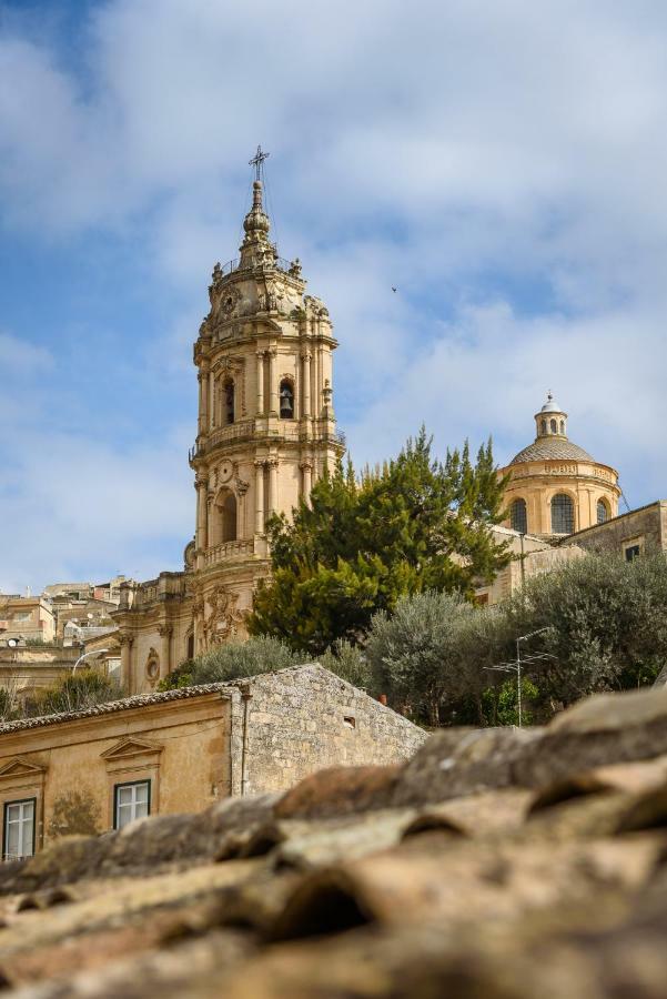 B&B Vico Manenti Modica Bagian luar foto